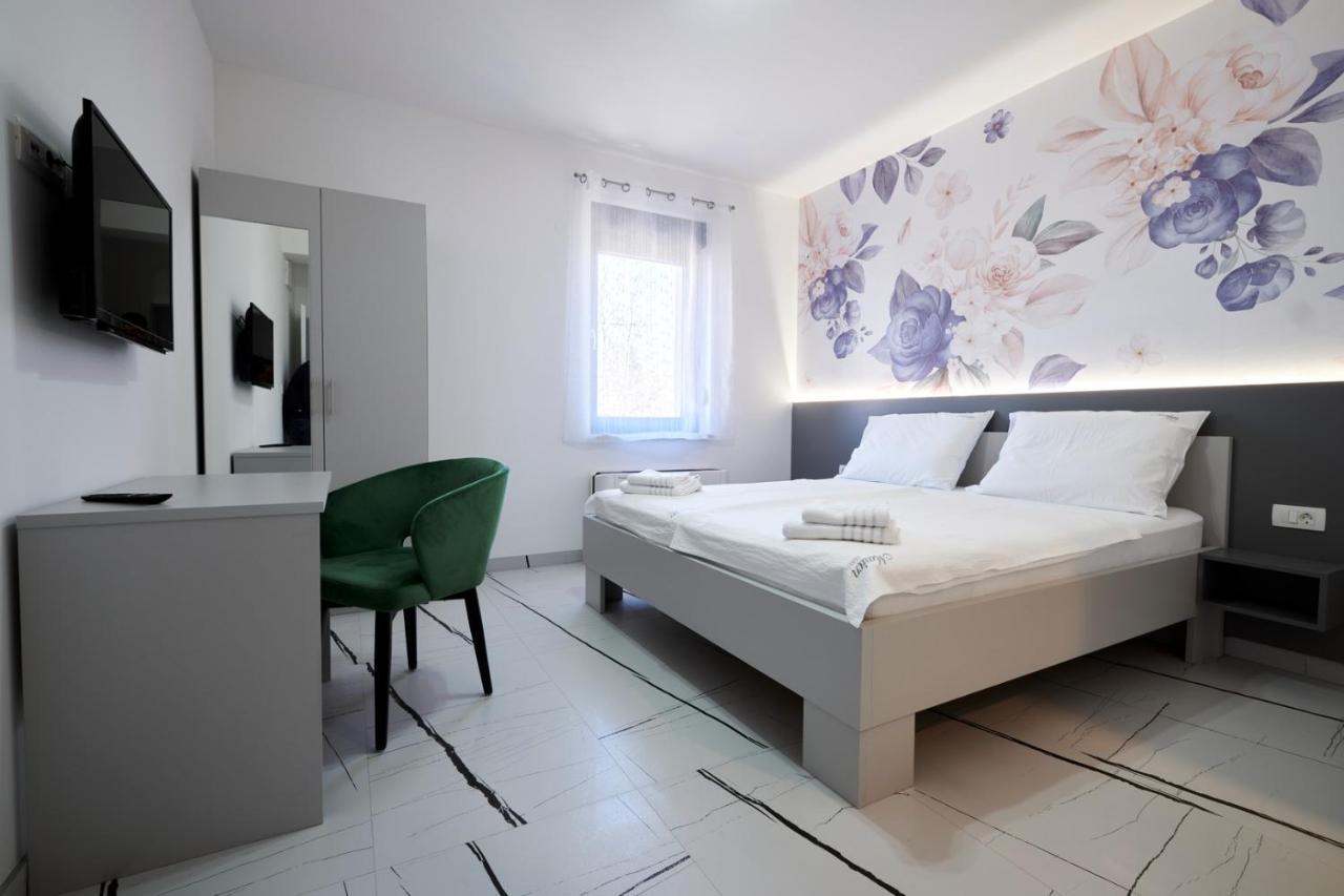 Guest house Marien Haus Karlovac